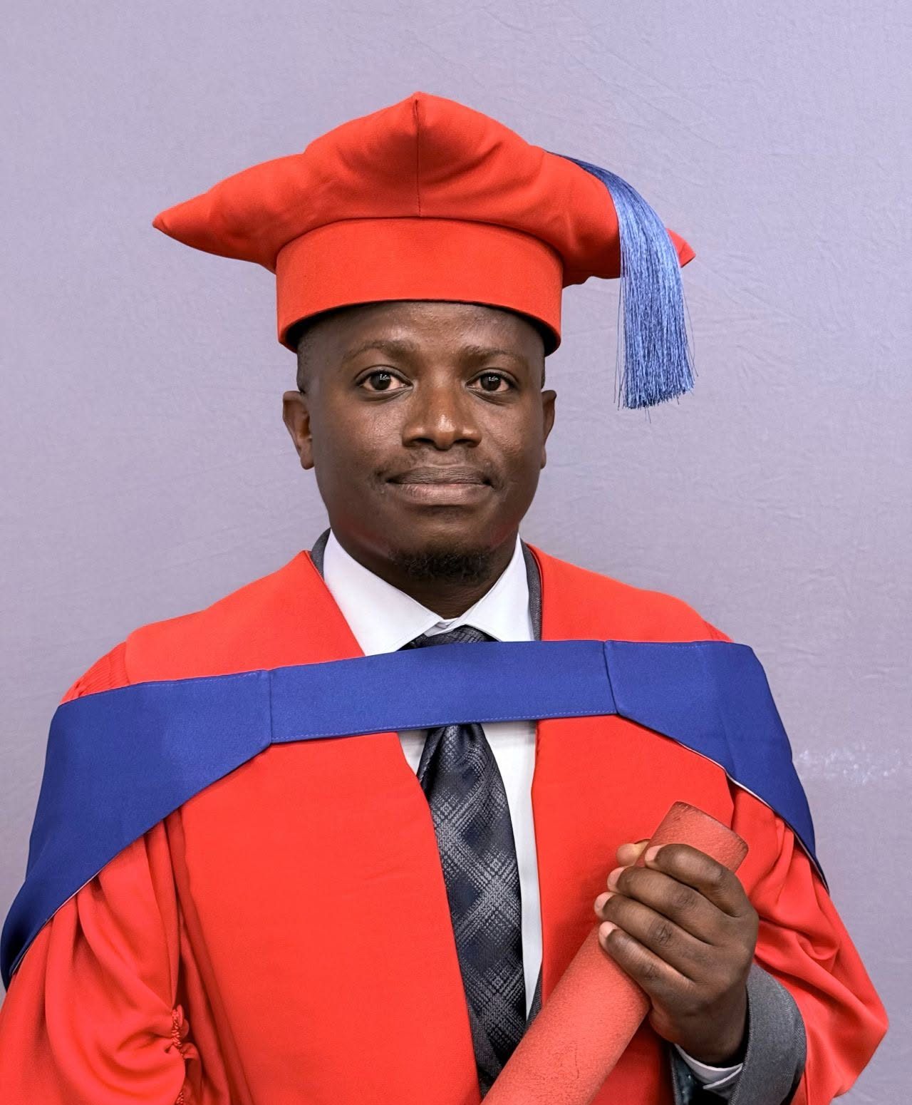Dr Mpumelelo Mbatha Turns A Passion For Data Into A Doctoral Achievement
